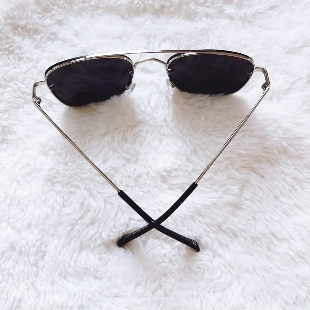 Leo Dark Gray & Silver Lenses Polarized Sunglasses